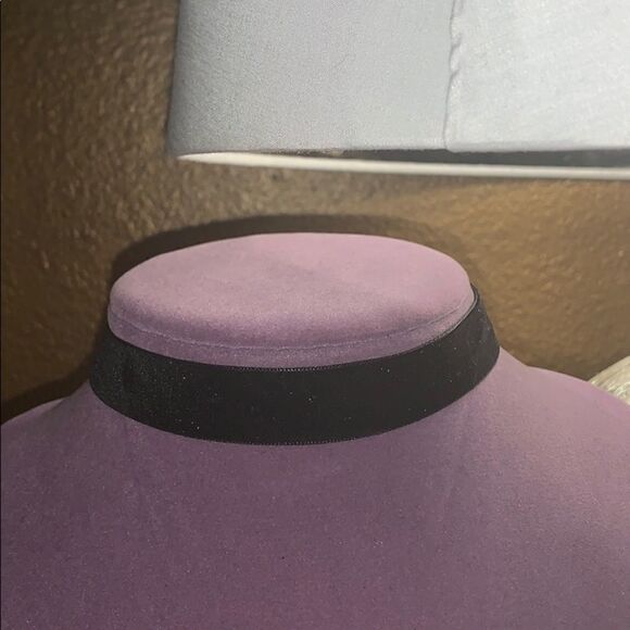Black suede choker   - Picture 1 of 3